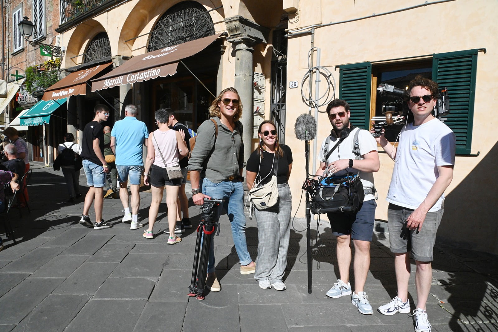Toscana Economy - Turismo: Turismo: Lucca e media internazionali