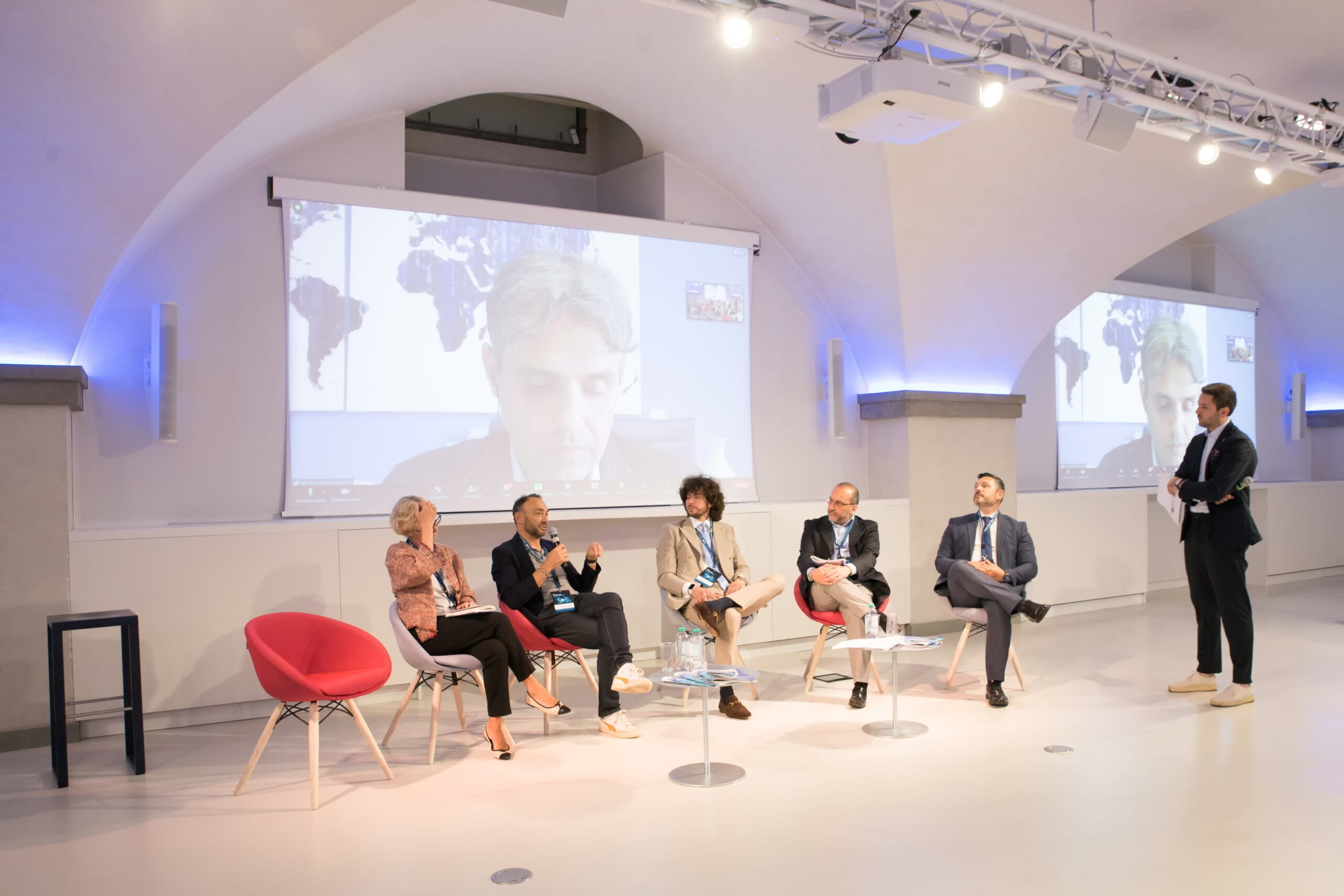 Toscana Economy - Le video interviste di Disegnare il futuro